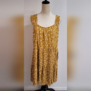 Good luck gem from Nordstrom Floral Mini Dress XL strapless and ruffled dress